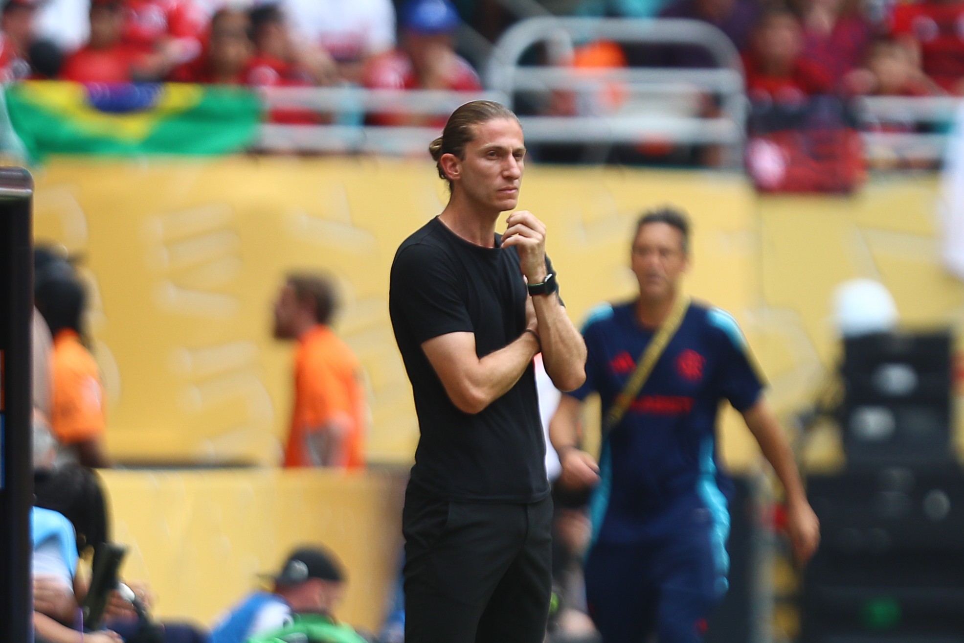 Filipe Luís resume derrota do Flamengo para o Bayern: 