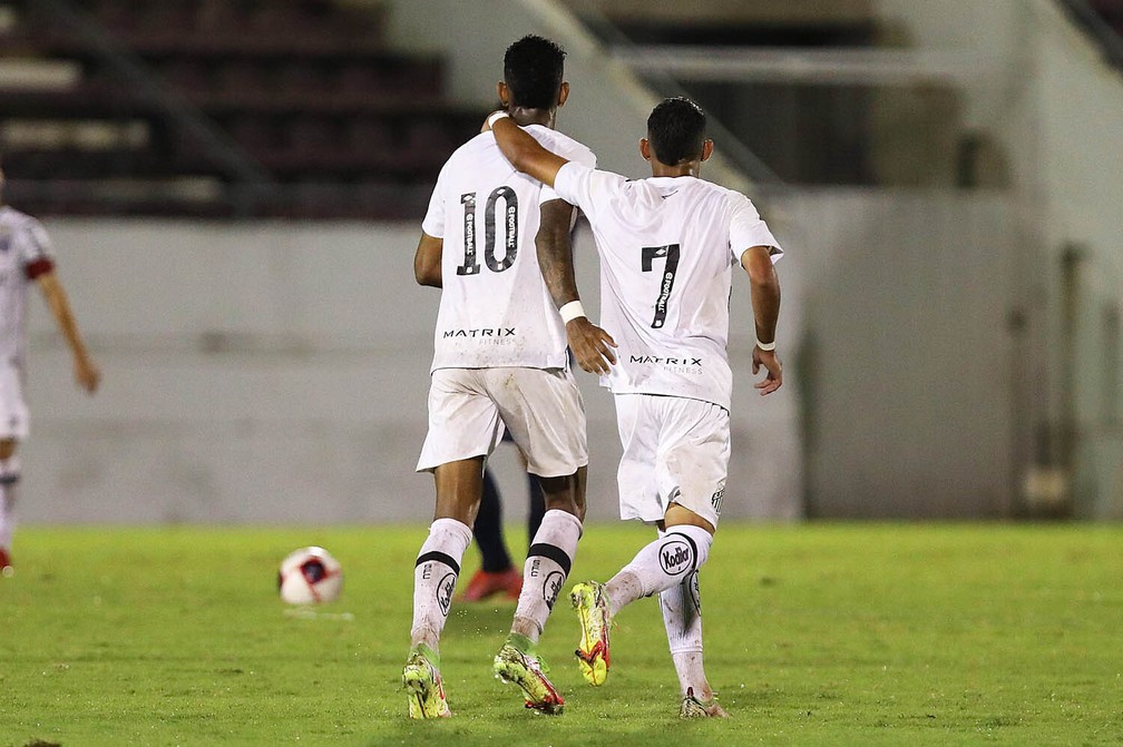 Wesley Patati, Foto: Pedro Ernesto Guerra Azevedo/Santos FC…, Santos  Futebol Clube