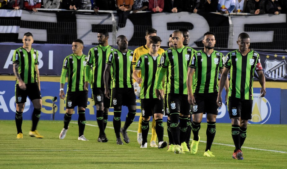 Globo Esporte GO, Vila Nova é derrotado pelo Paysandu e perde sequência de  cinco jogos sem derrota