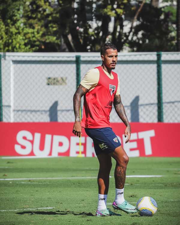 EM BUSCA DE UM ZAGUEIRO! São paulo cogita contratação de zagueiro com saída de Diego Costa