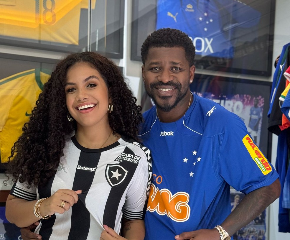 Ramires e noiva alvinegra Rafaella Lemos