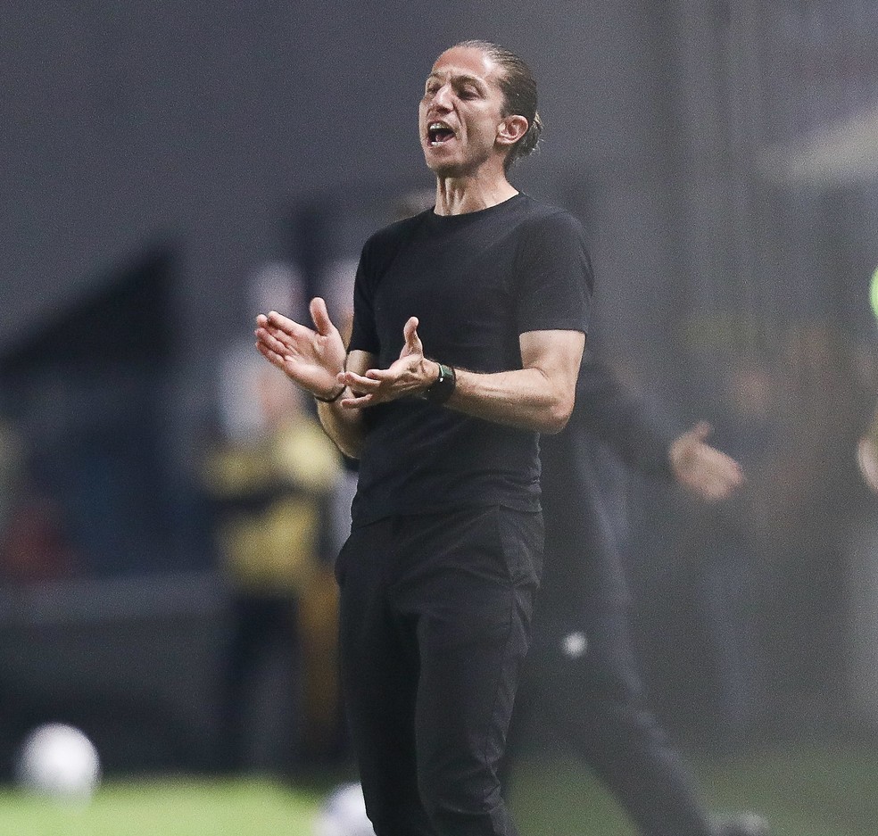 Filipe Lus durante Santos x Flamengo  Foto: Gilvan de Souza / Flamengo