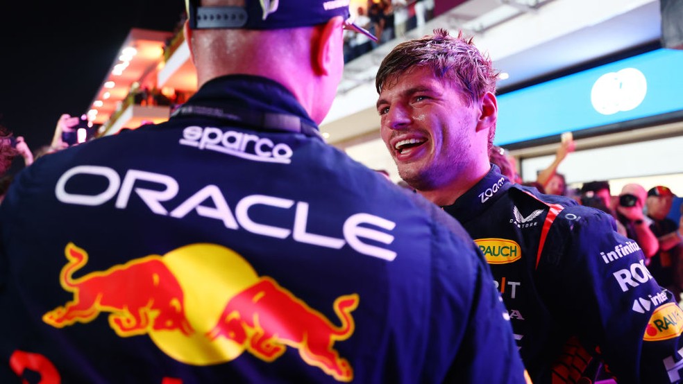 Verstappen celebra tricampeonato da F1: "Simplesmente incr&iacute;vel" | f&oacute;rmula 1  | ge