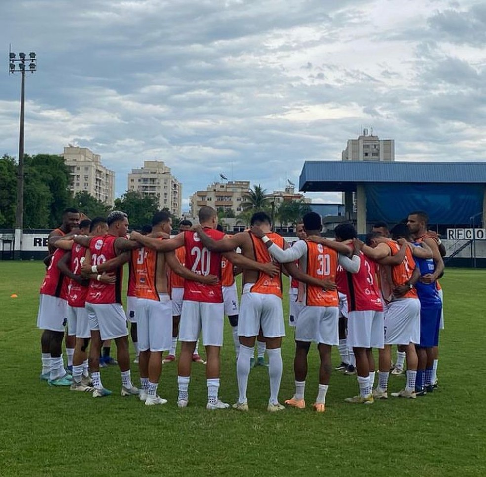 Restando dois jogos fora de casa, São Paulo corre risco de não