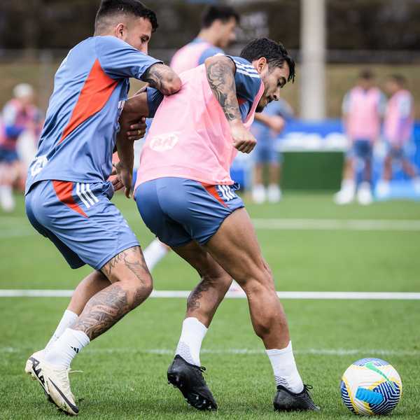 William depende de treino para clássico do Cruzeiro neste fim de semana.