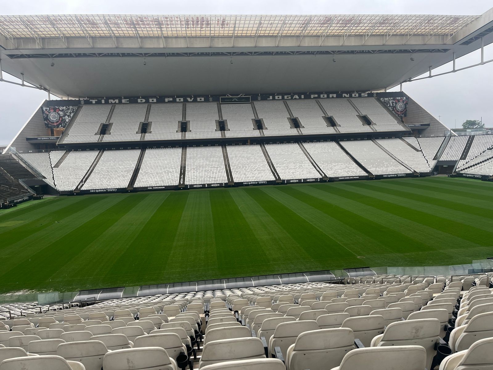 Corinthians Aproveita Data Fifa para Melhorar Gramado na Final do Paulistão