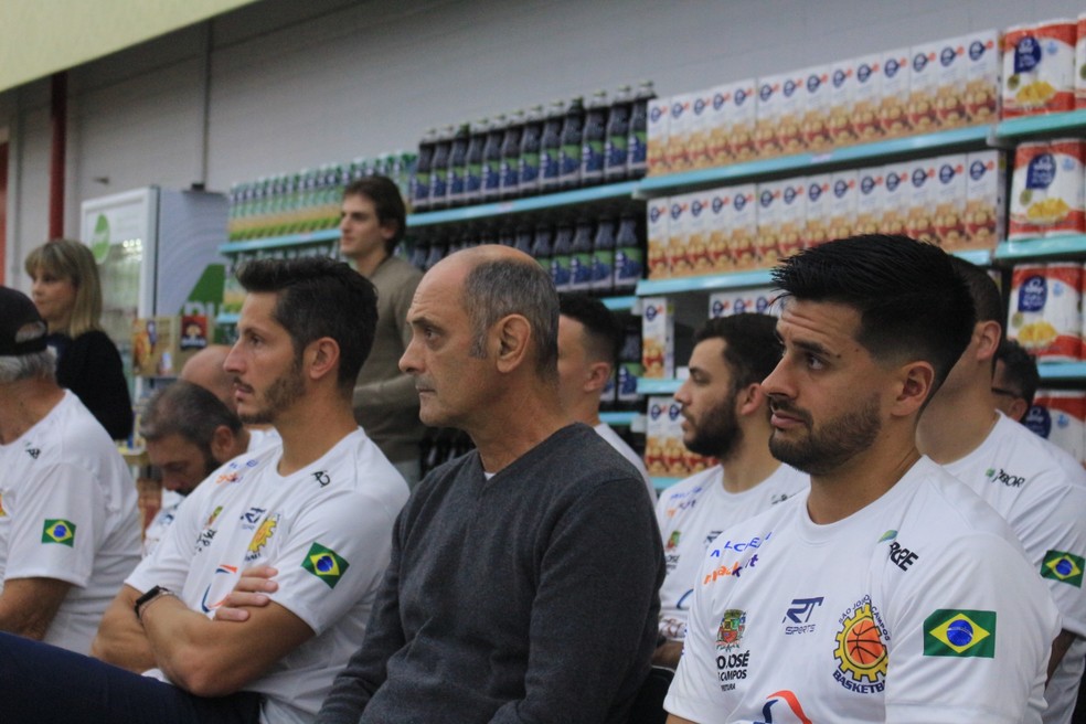 Veja quem são os atletas do São José Basquete para a temporada
