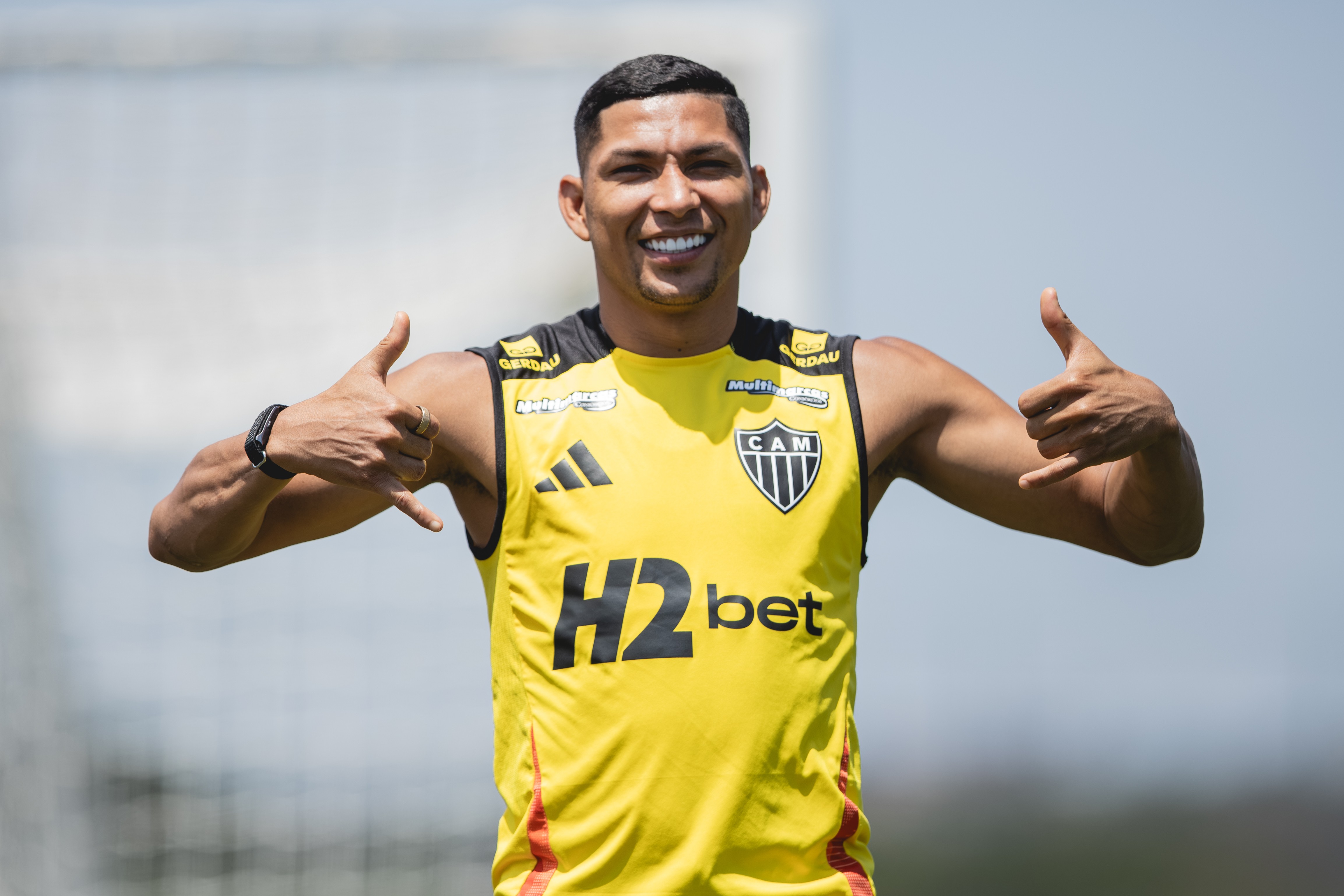 Santos estuda usar R$ 11 milhões da venda de Guilherme para comprar Rony | Ge