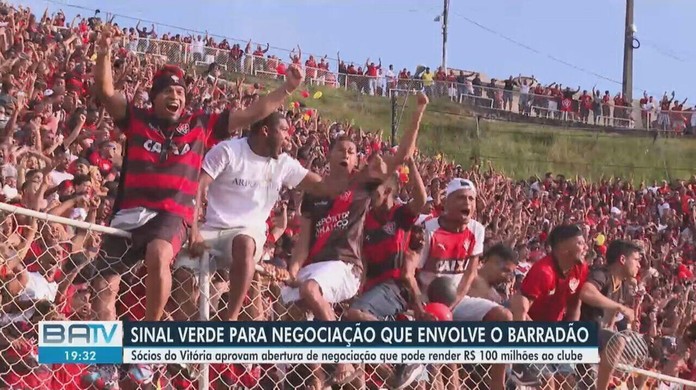 Vitória recebe proposta de site de acompanhantes para mudar nome do clube e  abre votação aos sócios, vitória