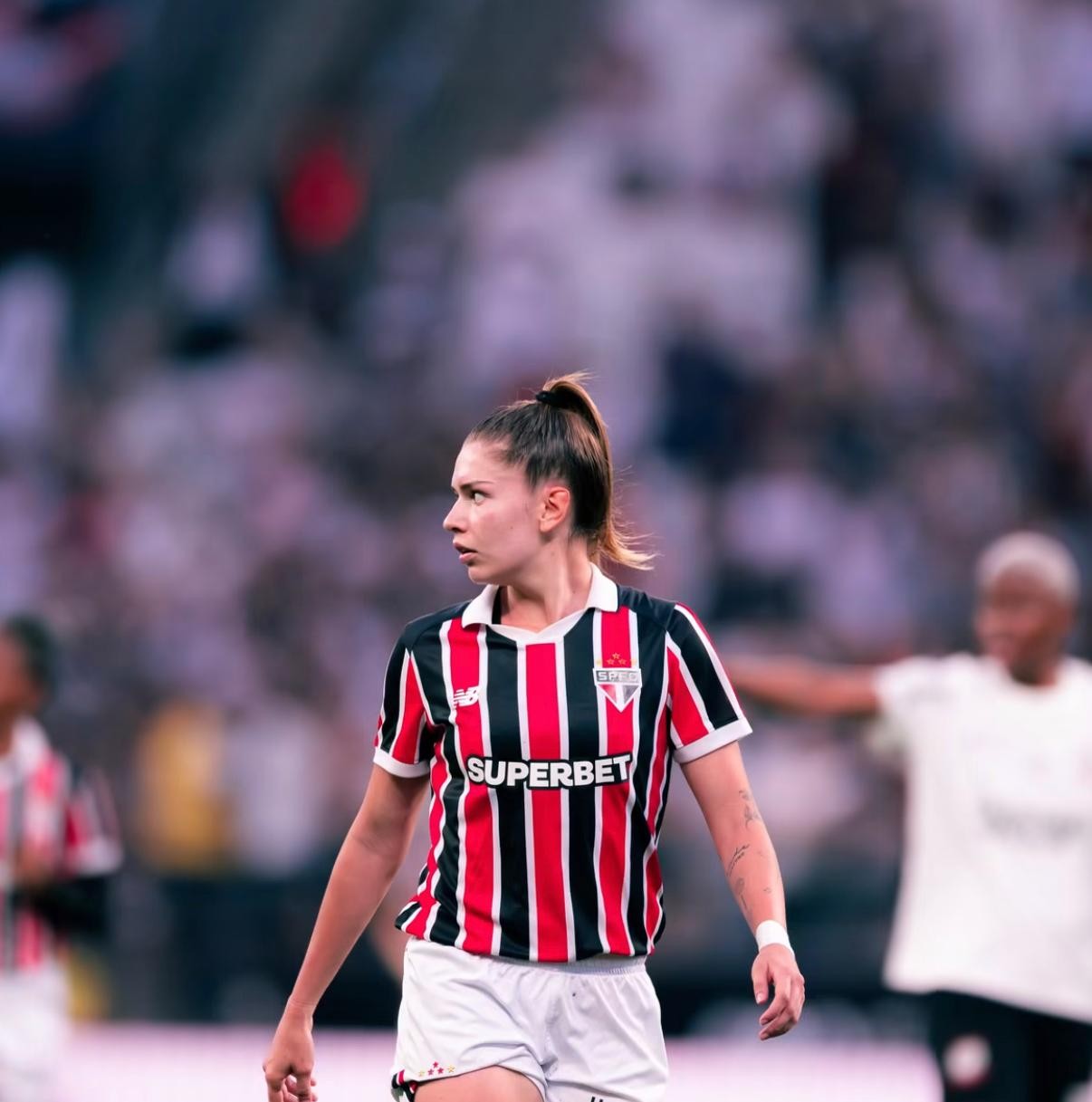 Carol Gil, do São Paulo, é convocada para a seleção brasileira no lugar de Thais Ferreira