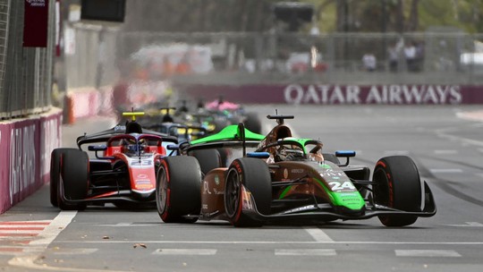 F2: Durksen vence a sprint do Azerbaijão; Bortoleto pontuabet365 roleta como jogarquinto