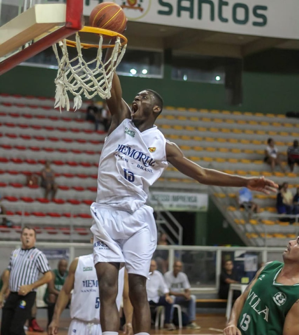 Equipe santista de basquete segue 100% no Campeonato Paulista da 1ª Divisão