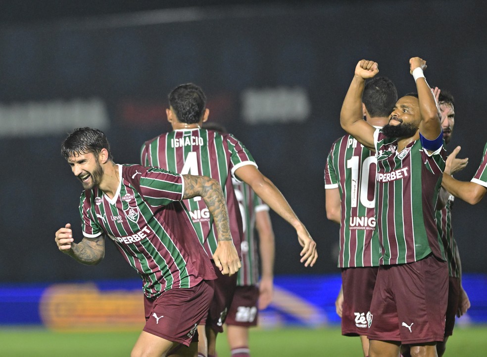 Fluminense vence Nova Iguaçu, mas erros acendem alerta para o Fla-Flu