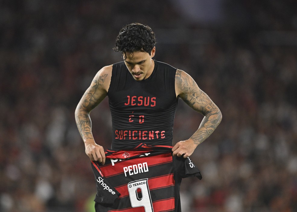 Pedro comemora gol do Flamengo contra o Fluminense — Foto: André Durão