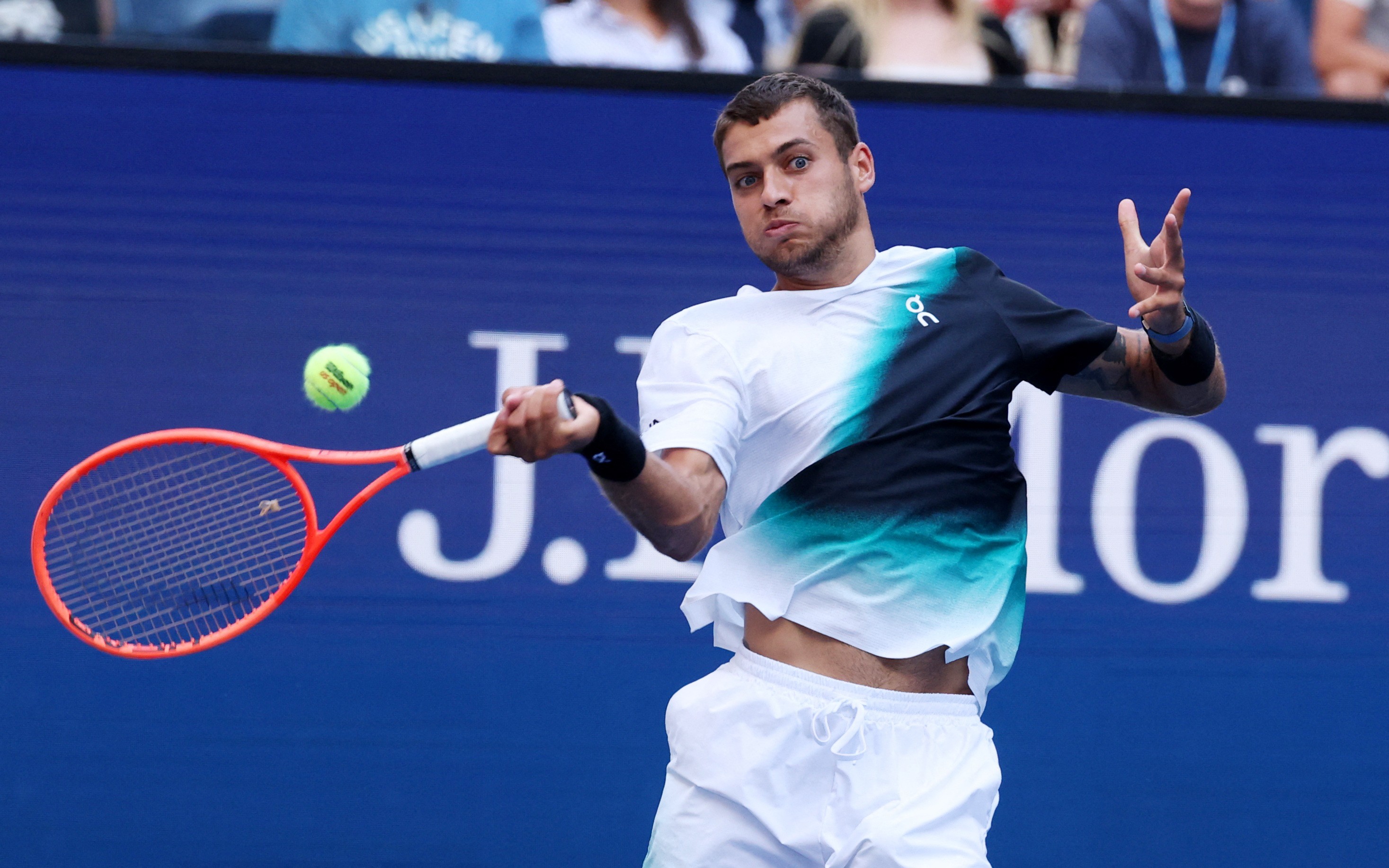 Top 6 reclama do barulho da torcida após ser eliminado no US Open: "Muito difícil jogar assim"
