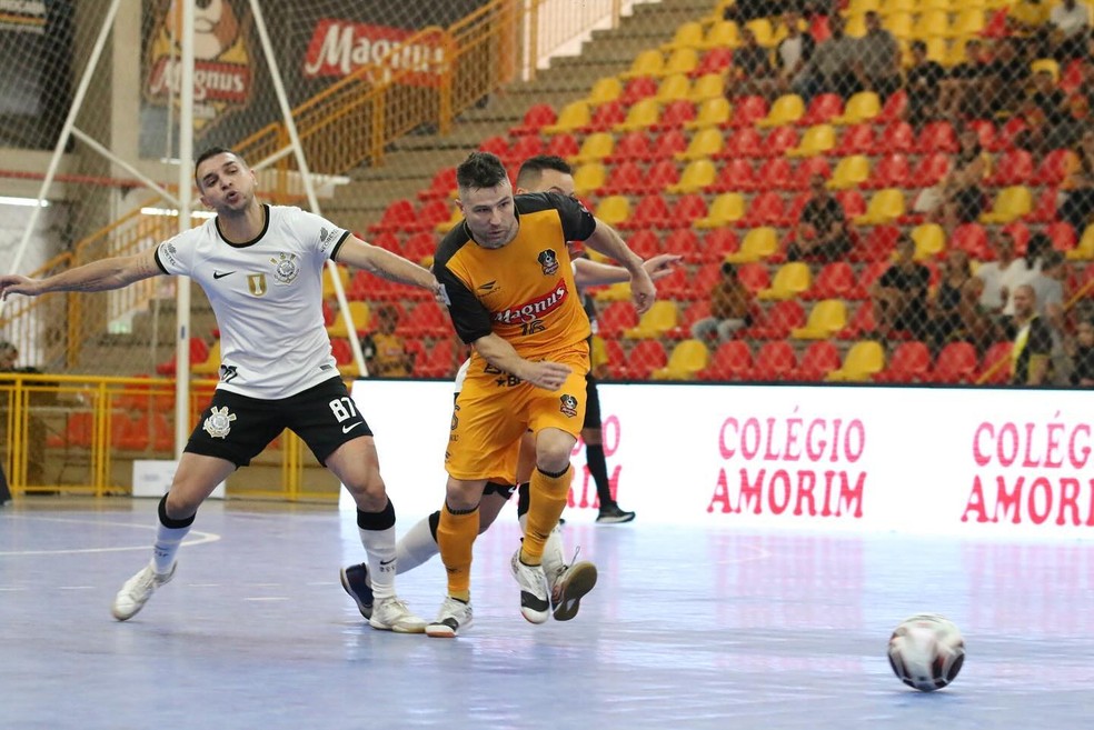 Sorocaba e Corinthians se enfrentaram na final do Paulista de futsal — Foto: Guilherme Mansueto/Magnus Futsal