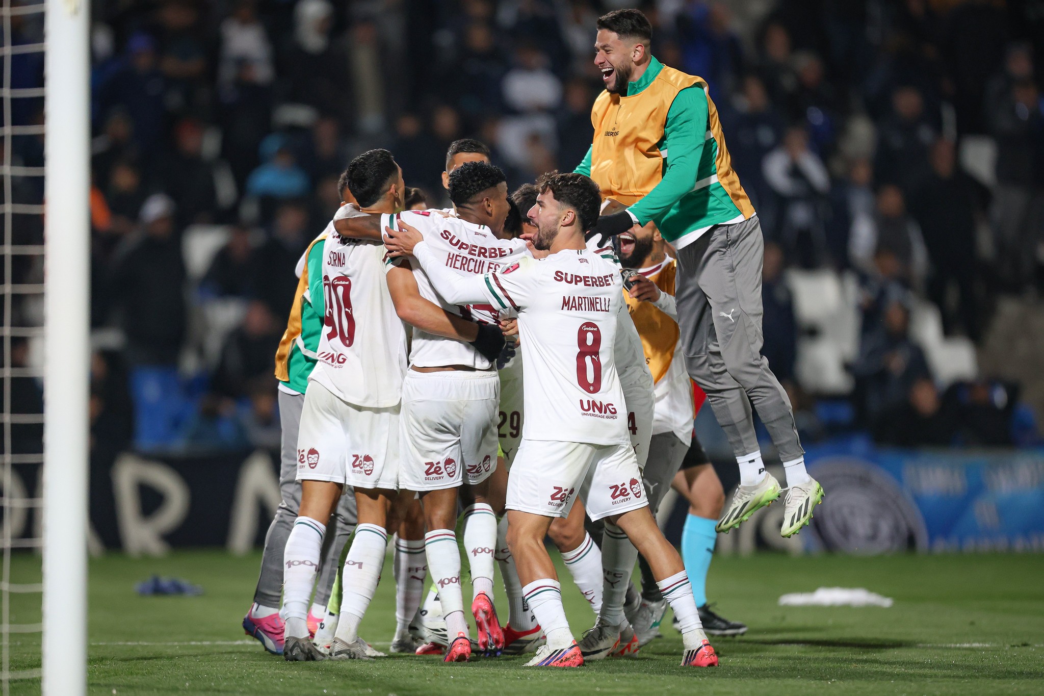 Fluminense vence nos pênaltis e avança às quartas de final da Libertadores