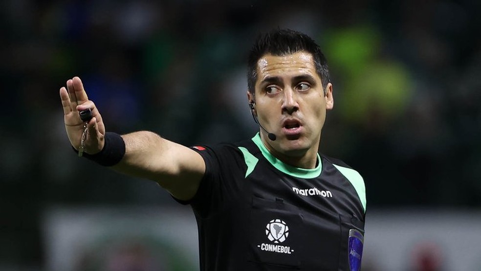 Cristian Garay apitará Bolívia x Brasil — Foto: Cesar Greco/Palmeiras