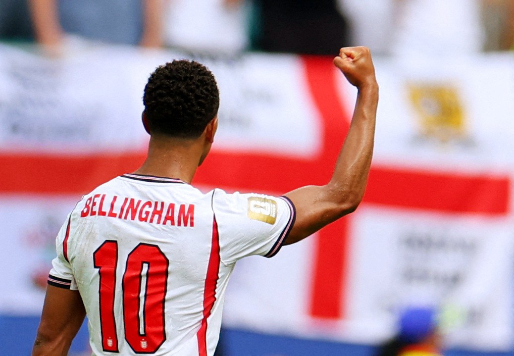 Bellingham recupera protagonismo na Copa após "mudar de função" no Real com Mbappé; entenda