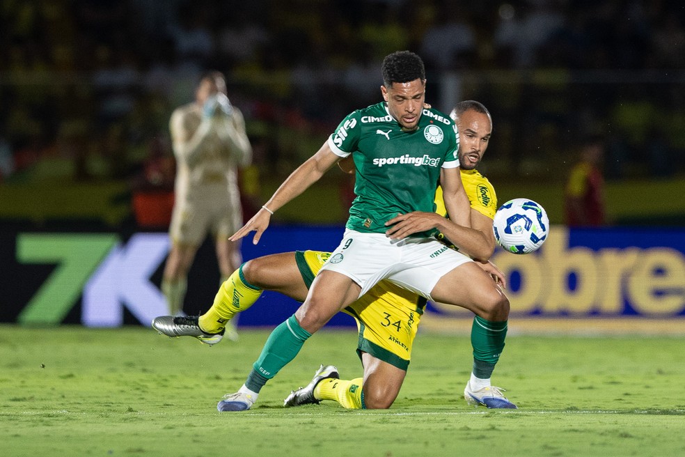 Vitor Roque em Mirassol x Palmeiras � Foto: Joisel Amaral/AGIF