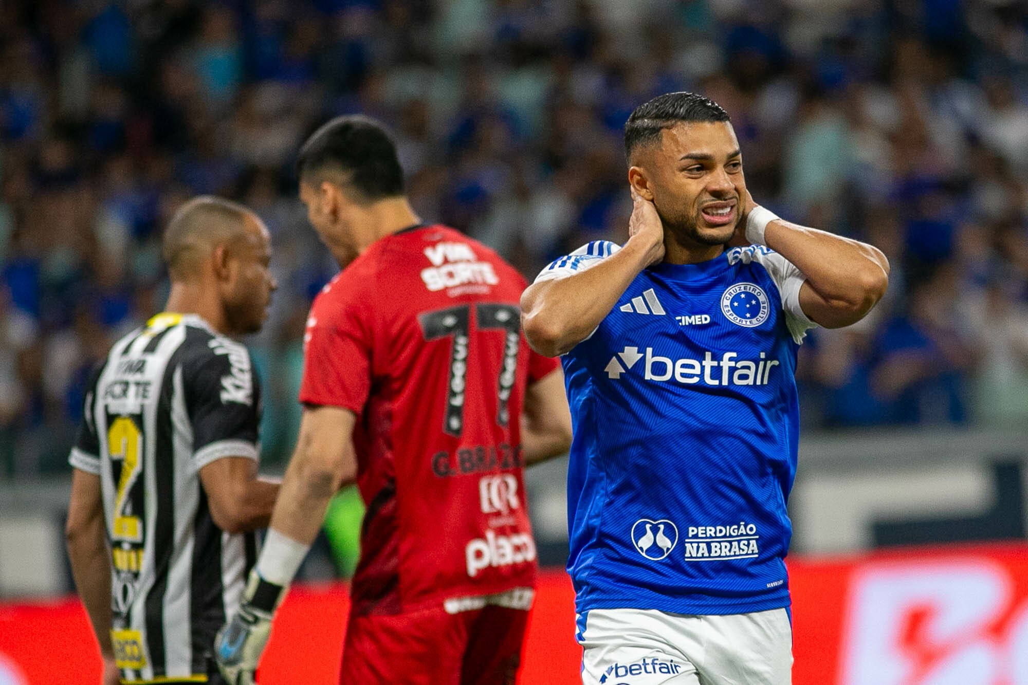 Por que Wanderson é titular no Cruzeiro mesmo sem marcar gols?