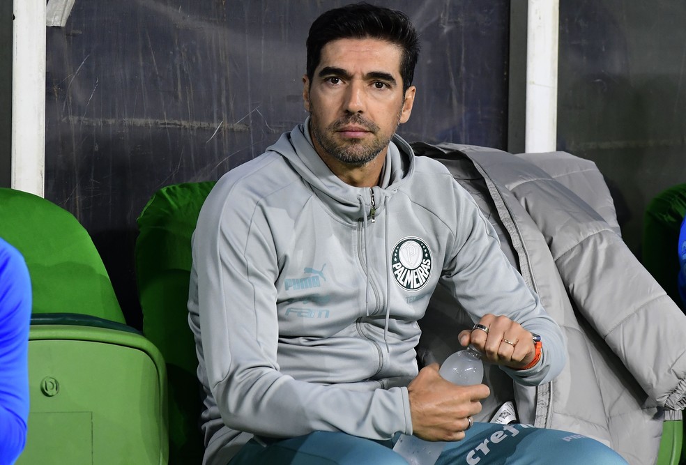 Abel Ferreira em Palmeiras x Deportivo Pereira — Foto: Marcos Ribolli