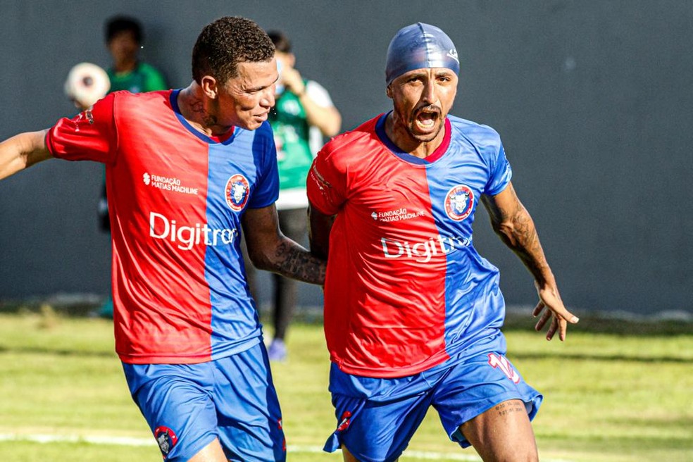 Thiago Potiguar defendeu o Parintins no Campeonato Amazonense de 2023 — Foto: João Normando