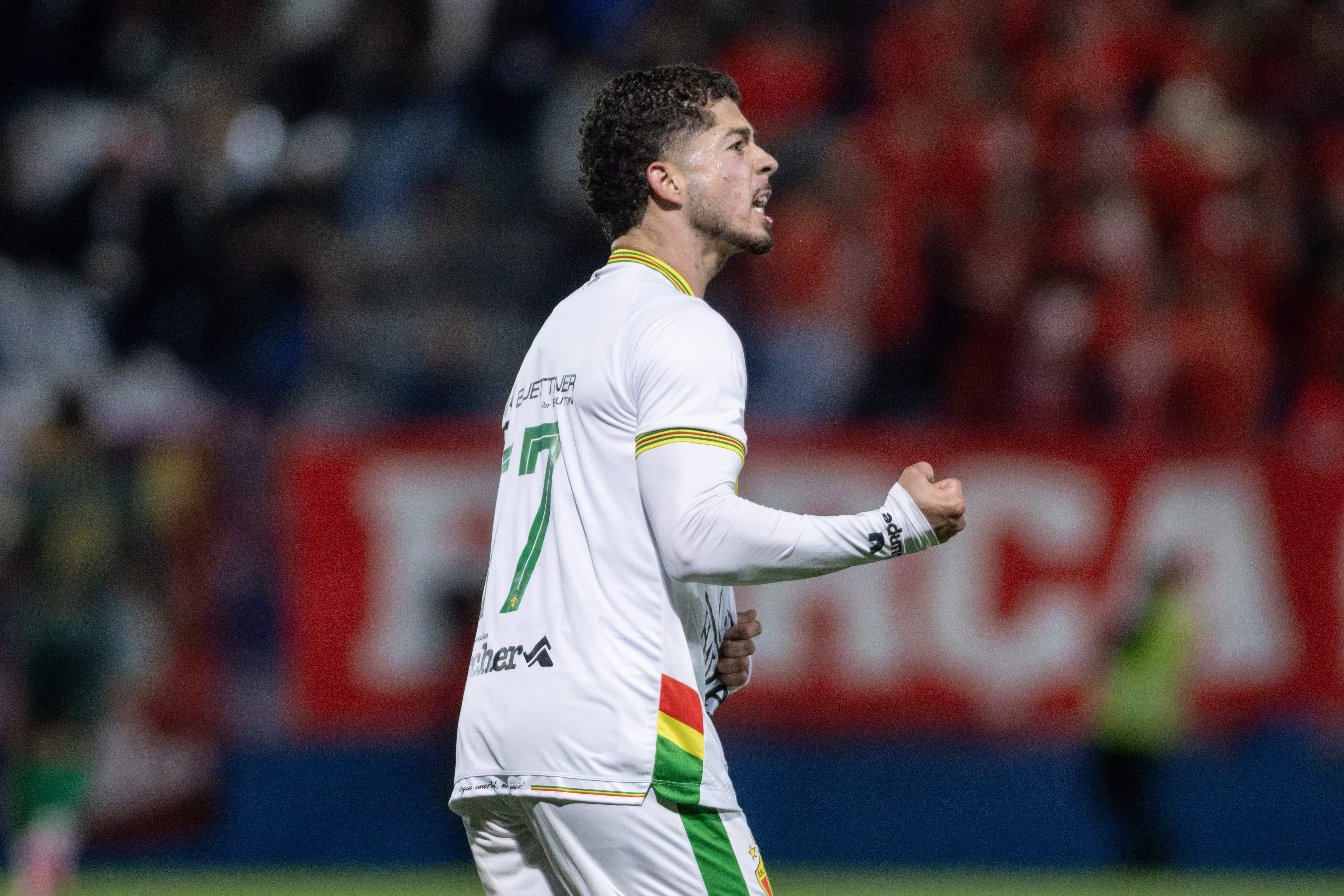 Remo tenta trazer artilheiro do Brusque