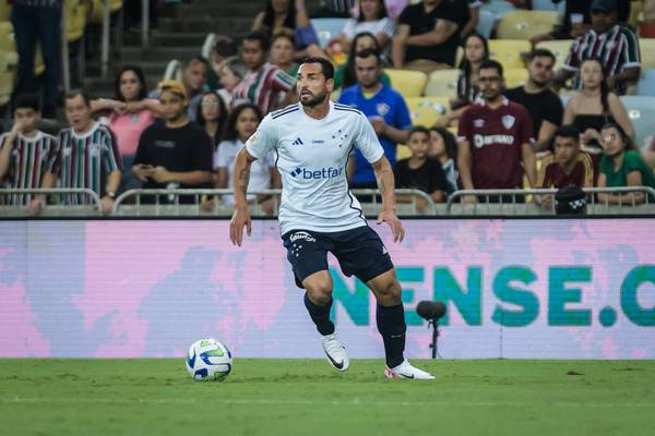 No Cruzeiro, Zé Ricardo explica sequência a Gilberto e elogia Fernando Henrique: Estilo vistoso