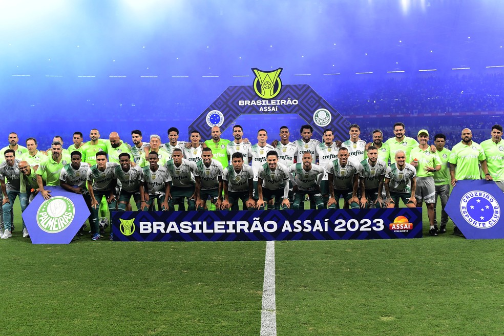 Elenco do Palmeiras na partida contra o Cruzeiro  — Foto: Marcos Ribolli