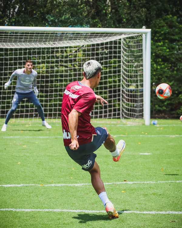 Ferreira busca estreia goleadora no São Paulo após deixar quarteto mágico