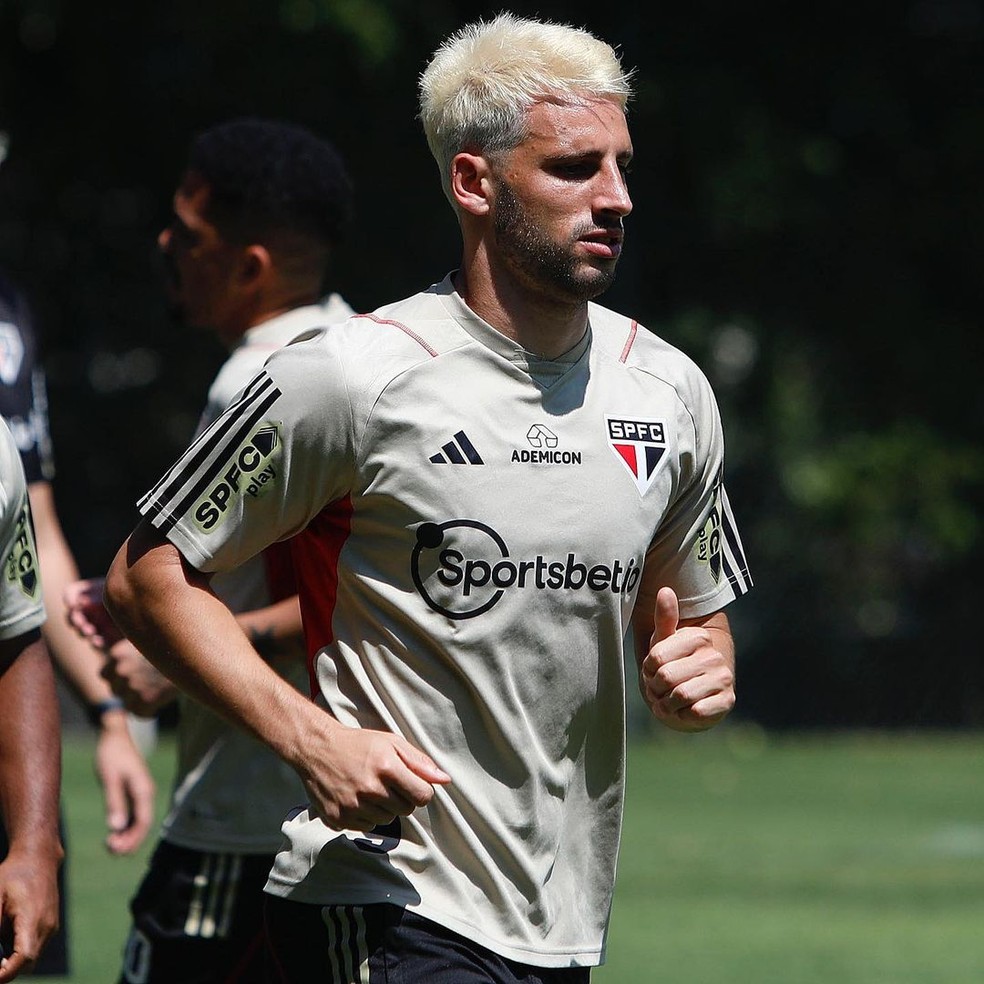 Calleri: É uma honra atingir 100 jogos pelo São Paulo - SPFC