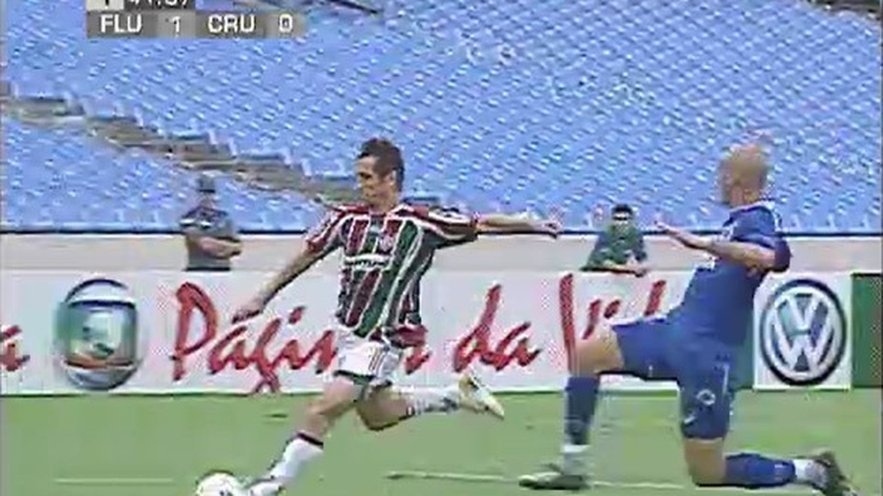 Em 2006, o Fluminense venceu o Cruzeiro por 1 a 0 no Campeonato Brasileiro; veja o gol