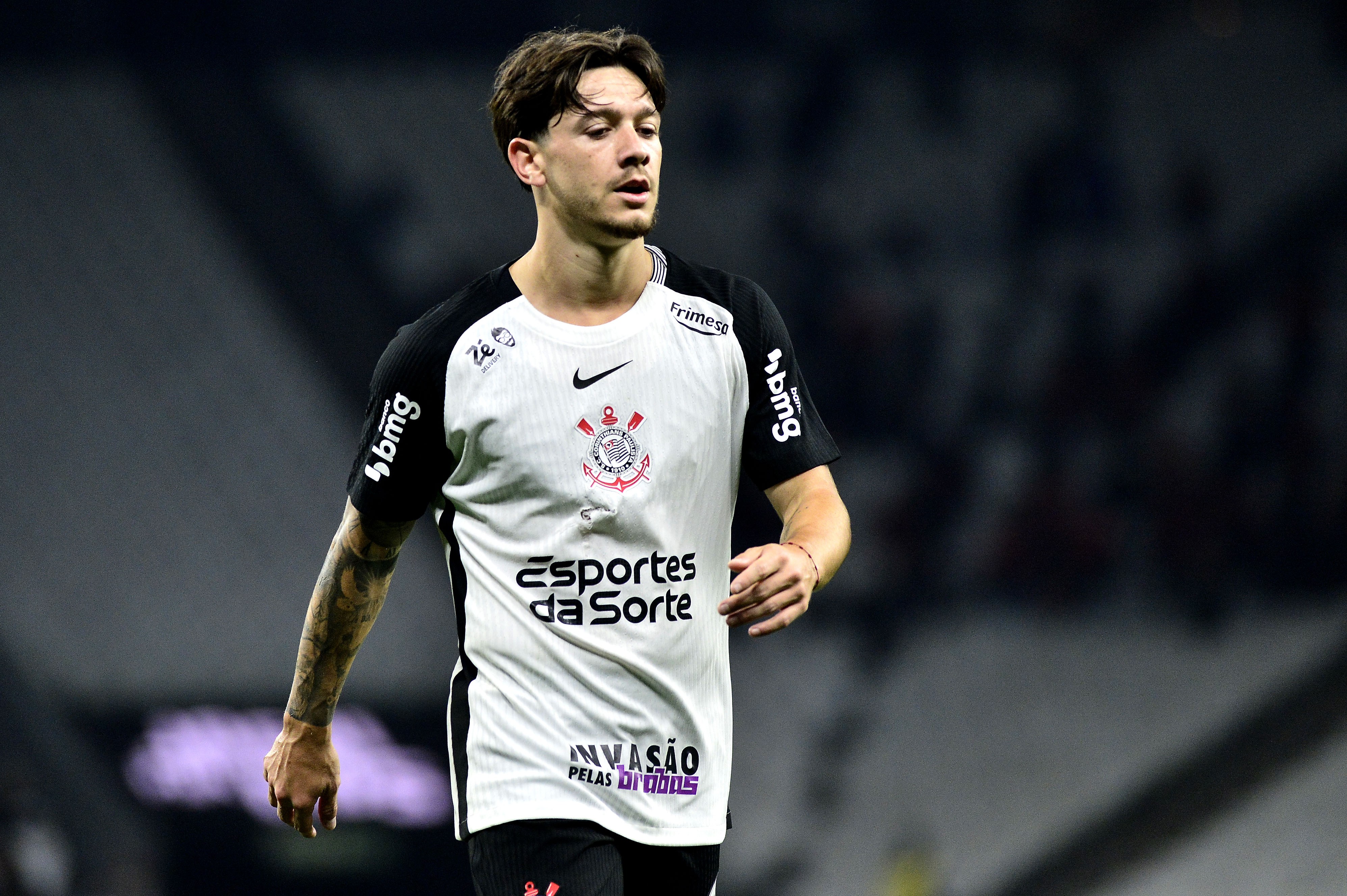 Garro retorna ao Corinthians com gol e visa sequência no Brasileirão