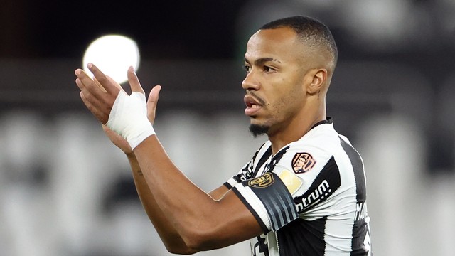 Marlon Freitas em Botafogo x Estudiantes