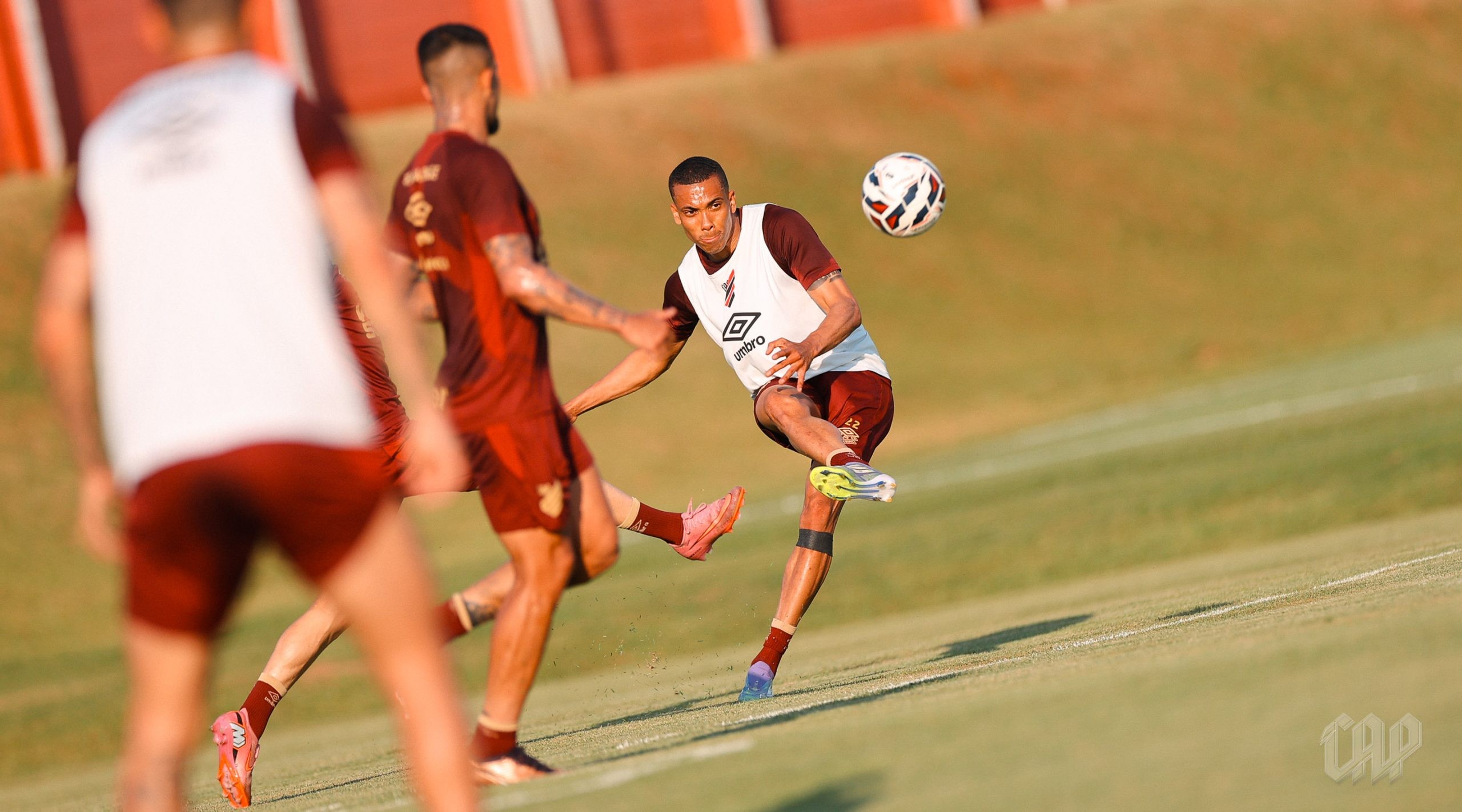 Athletico terá mudanças na defesa contra o Remo