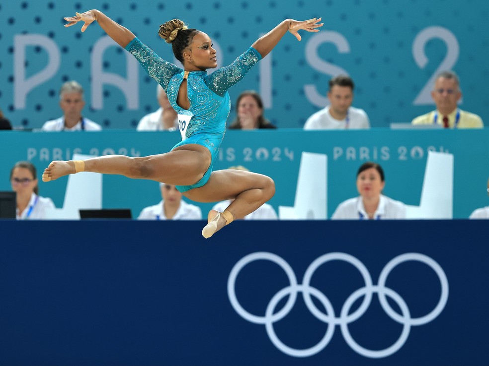 Rebeca Andrade na final do solo em Paris 2024 &mdash; Foto: Ricardo Bufolin/CBG