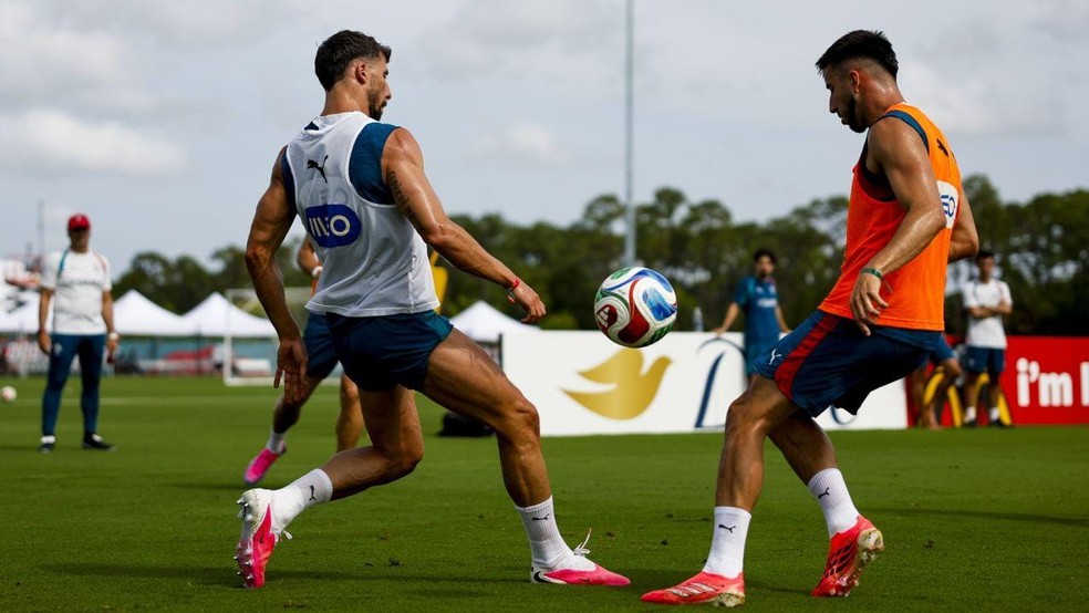 Rúben Dias no treino de Portugal