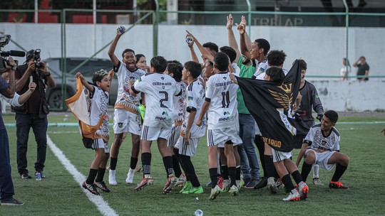 Escolinha G7 é campeã da Copa Rede Amazônica