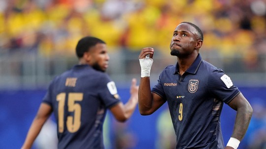 Vasco demonstra interesse no atacante equatoriano Yeboah
