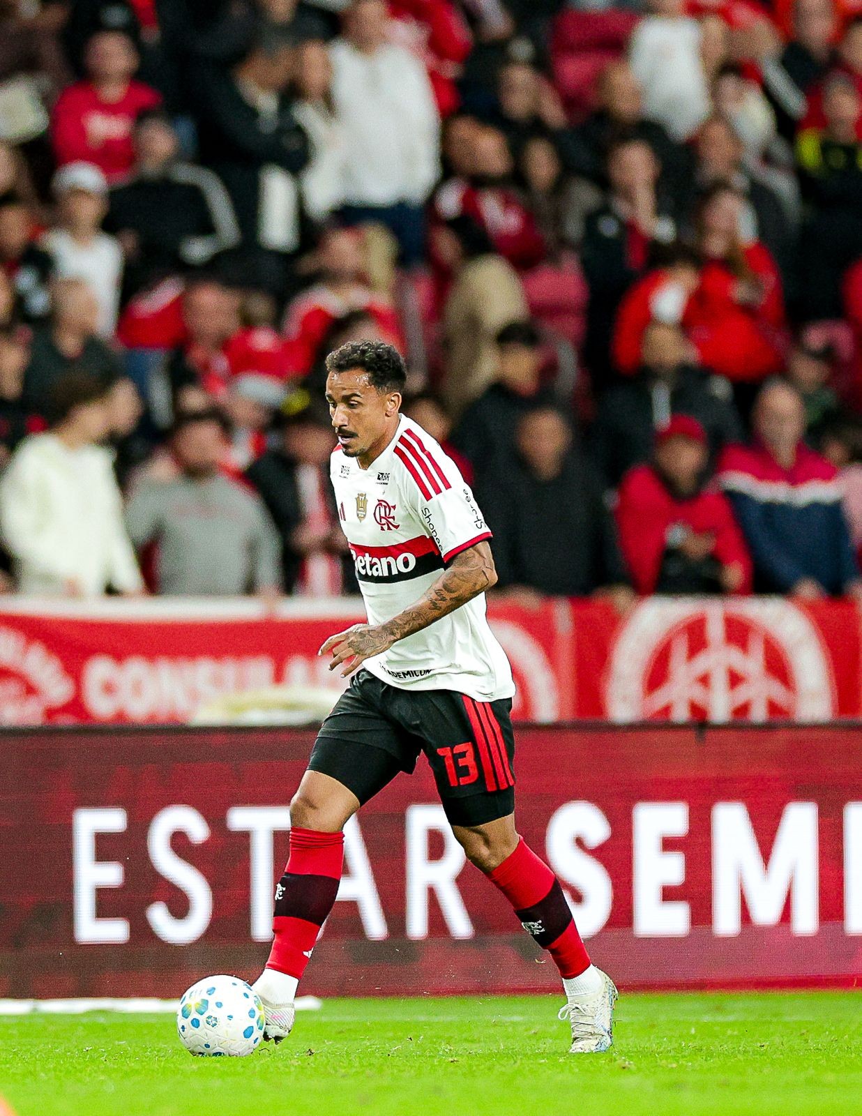 Danilo Reflete sobre Desempenho do Flamengo e Lança Desafio por Maior Autocrítica