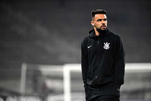 Corinthians é acusado de calote por Cuiabá, presidente lamenta situação prevista.
