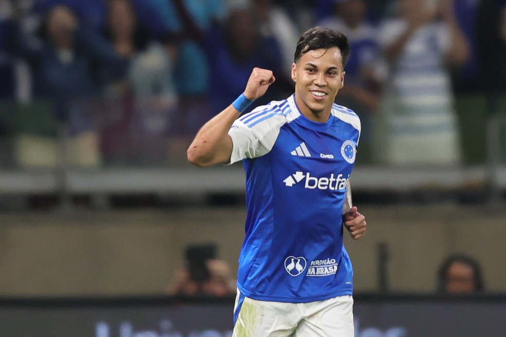 Kaio Jorge comemora gol pelo Cruzeiro — Foto: Gilson Lobo/ AGIF