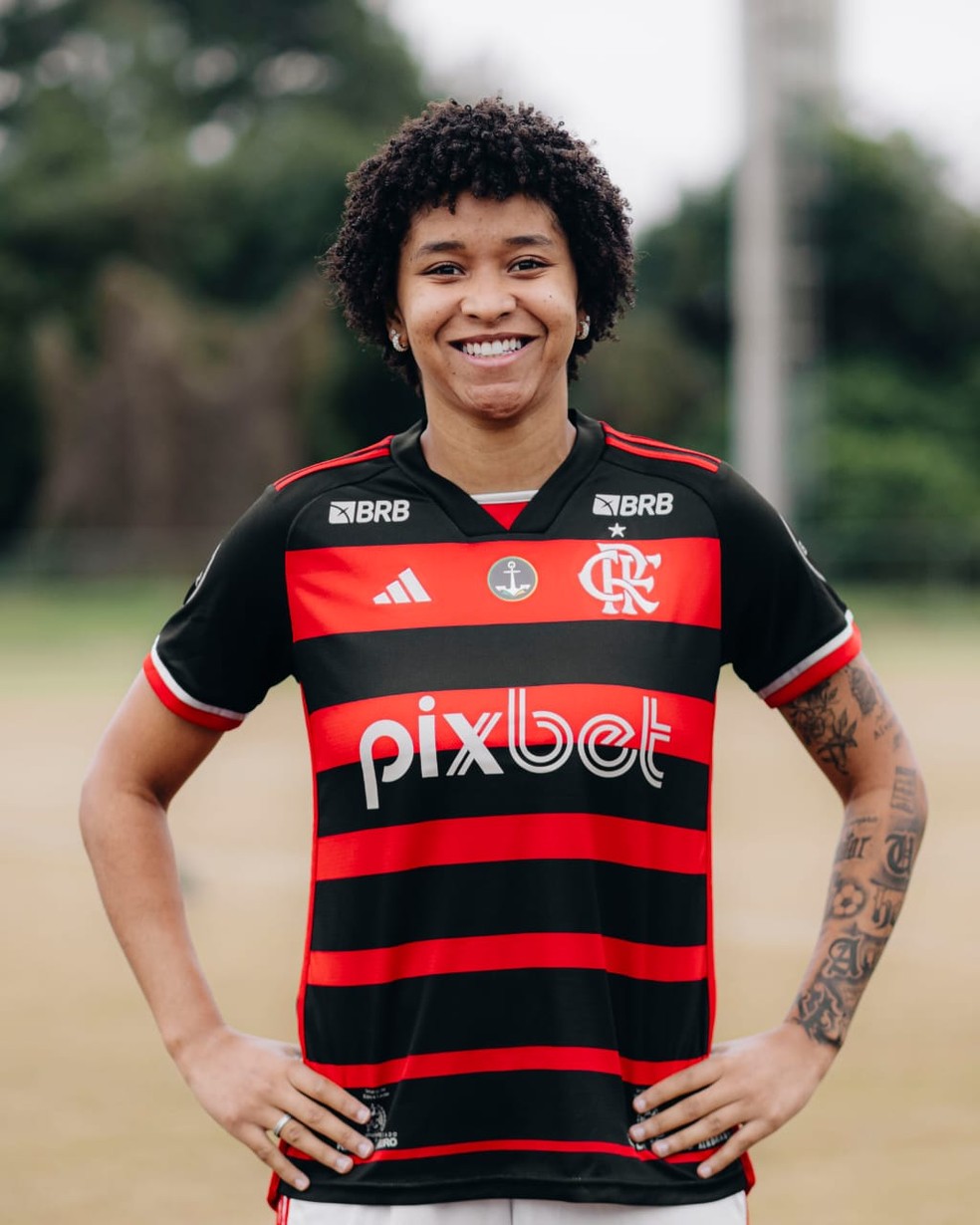 Leidiane, meia-atacante do Flamengo — Foto: Adriano Fontes