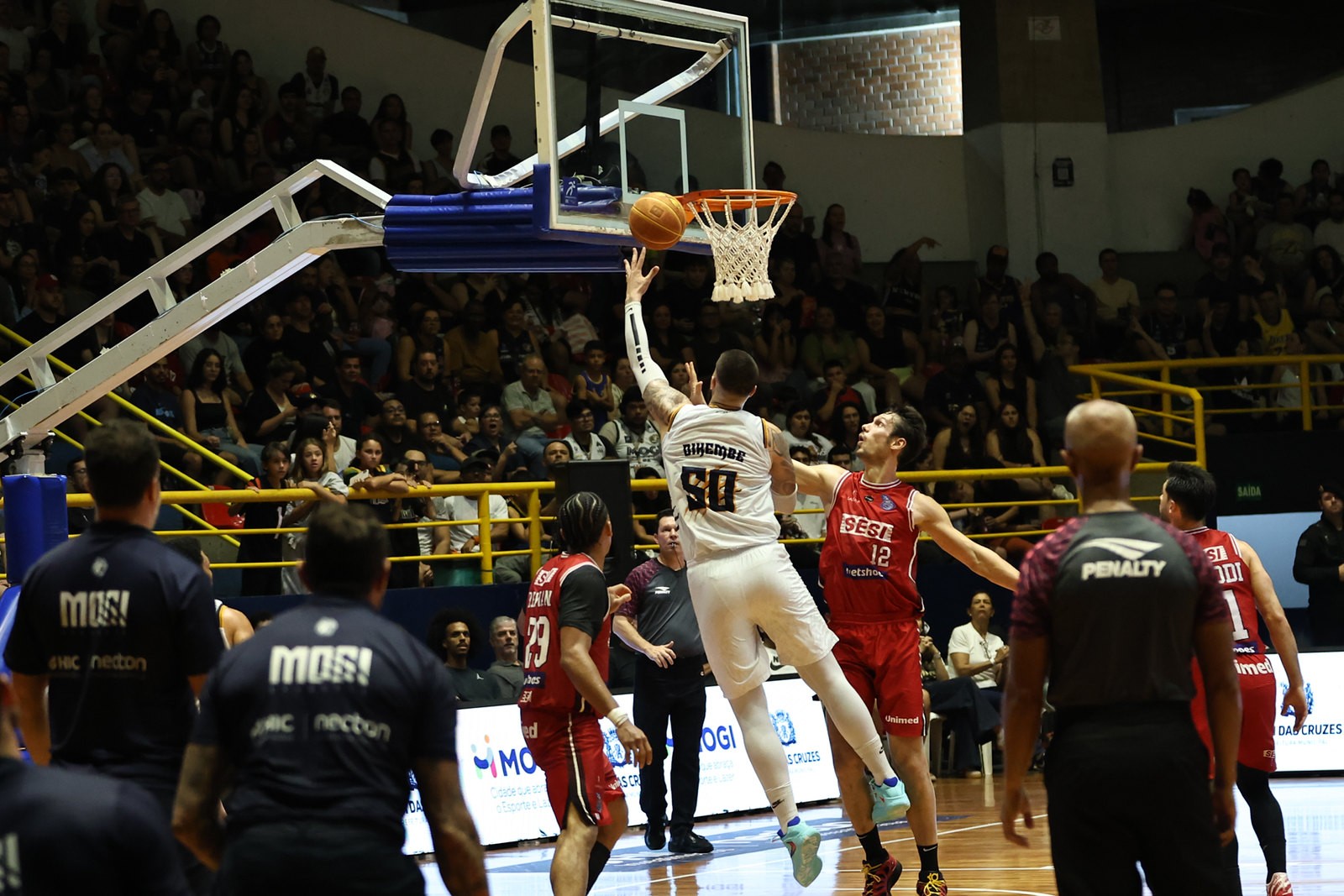 Mogi domina o Franca, abre 2 a 0 e fica a uma vitória do título paulista de basquete