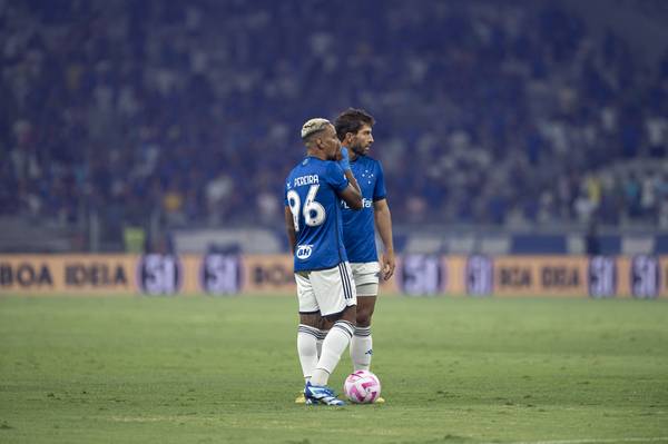 Com sequência no Cruzeiro, Matheus Pereira comenta evolução física e cita meta: Permanência