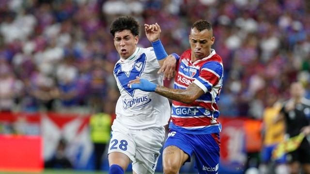 Breno Lopes em Fortaleza x Vélez