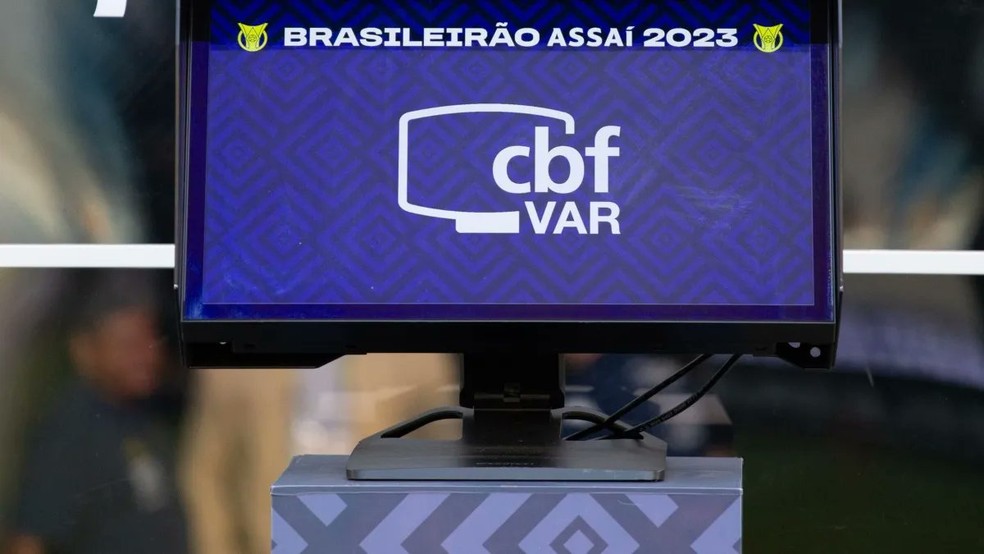 Jogo parado e mudanças pelo VAR apresentam o menor número no Brasileirão:  veja o balanço, espião estatístico
