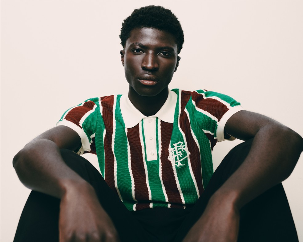 Torcedores do Fluminense com a nova coleção — Foto: Divulgação/Foxton