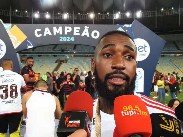 Disputa saudável por vaga no Flamengo: Gerson se solidariza com Gabigol